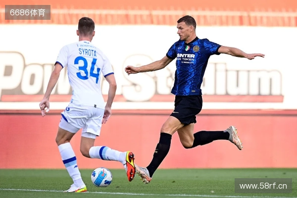 马卡：补强锋线，塞维利亚有意齐尔克泽、萨迪克以及坎贝罗斯